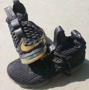 Lebron 15 black and gold size 9 $40 obo